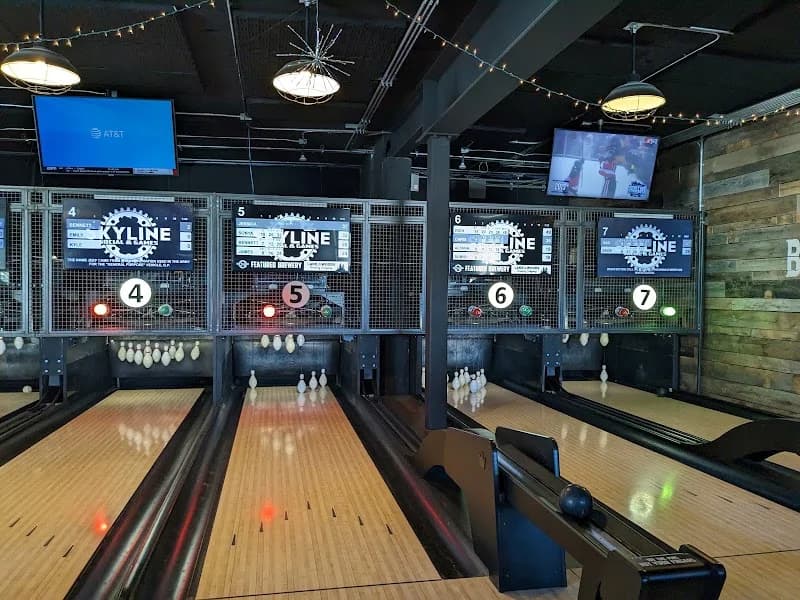 Skyline Social & Games - Image 2