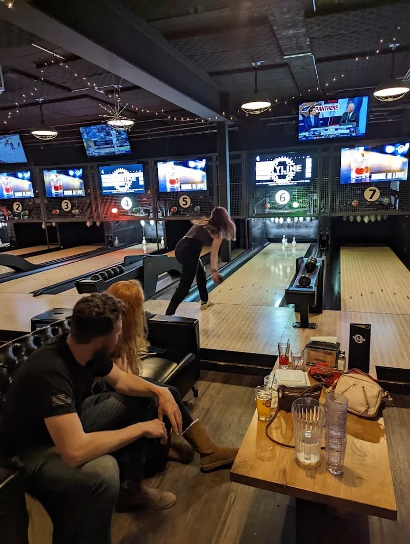 Skyline Social & Games - Image 5