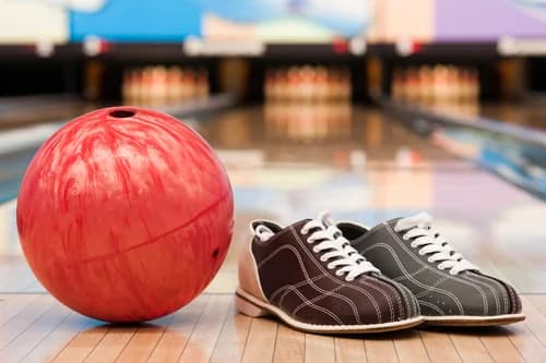 Family Bowlaway Fun Center - Image 5