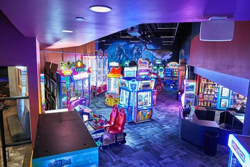 Ten Pin Alley - Bowlero - Image 4