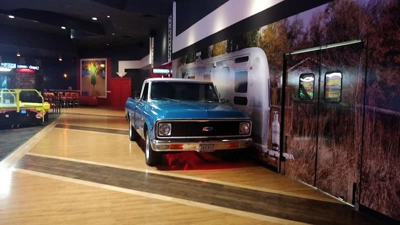 Bowlero Dallas - Image 9