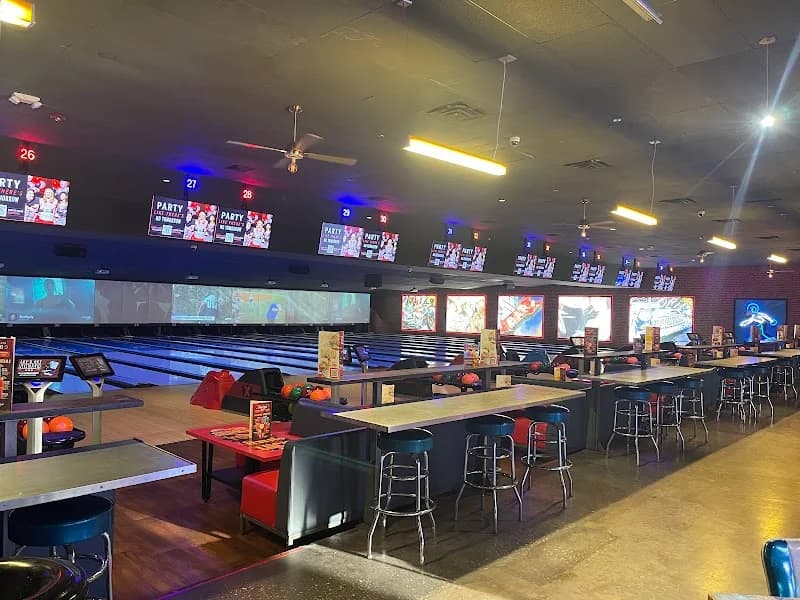 Lucky Strike Woodlands - Image 2