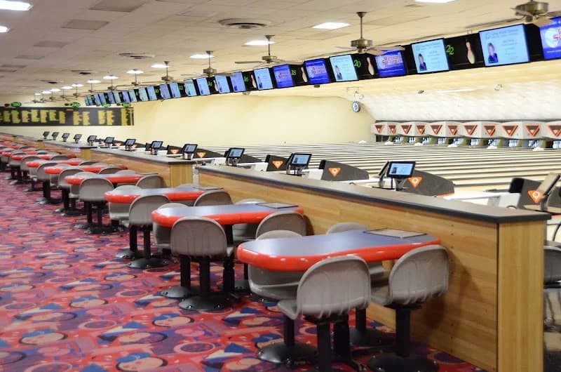Maple Lanes Bowling Center - Image 5