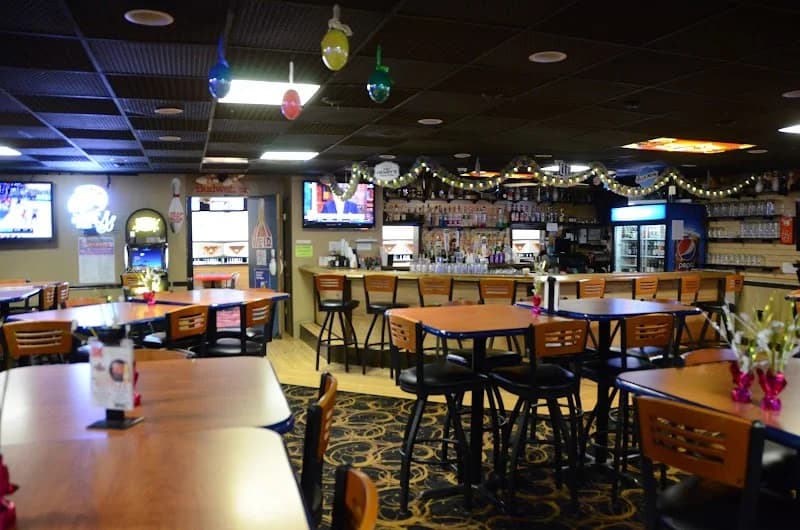 Maple Lanes Bowling Center - Image 9