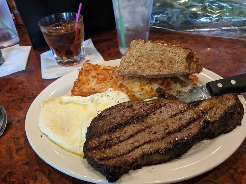Elsie's - Image 8