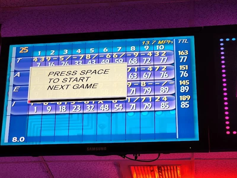 Bowlero Denton - Image 5