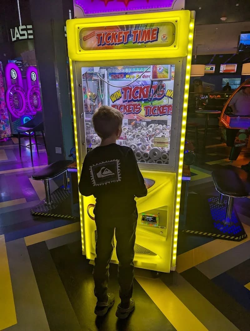 Main Event Highlands Ranch - Image 6