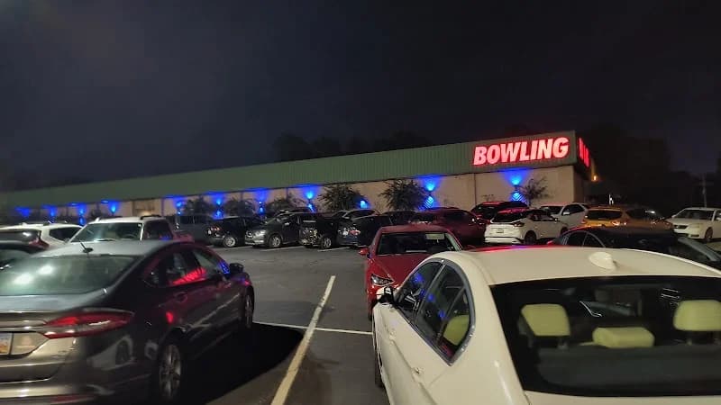 Strikers Family SportsCenter - Image 1