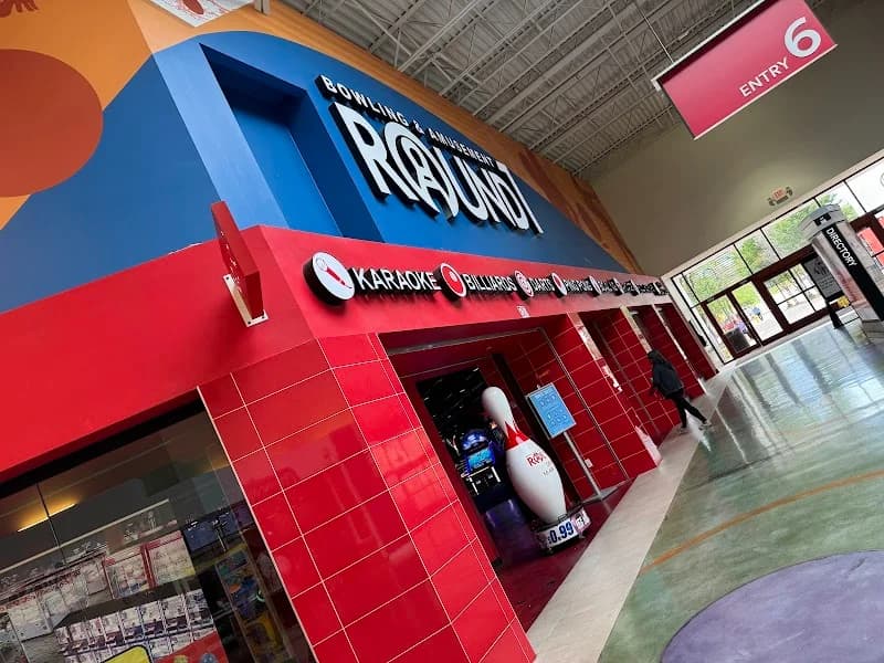 Round1 Bowling & Arcade Grapevine Mills - Image 6