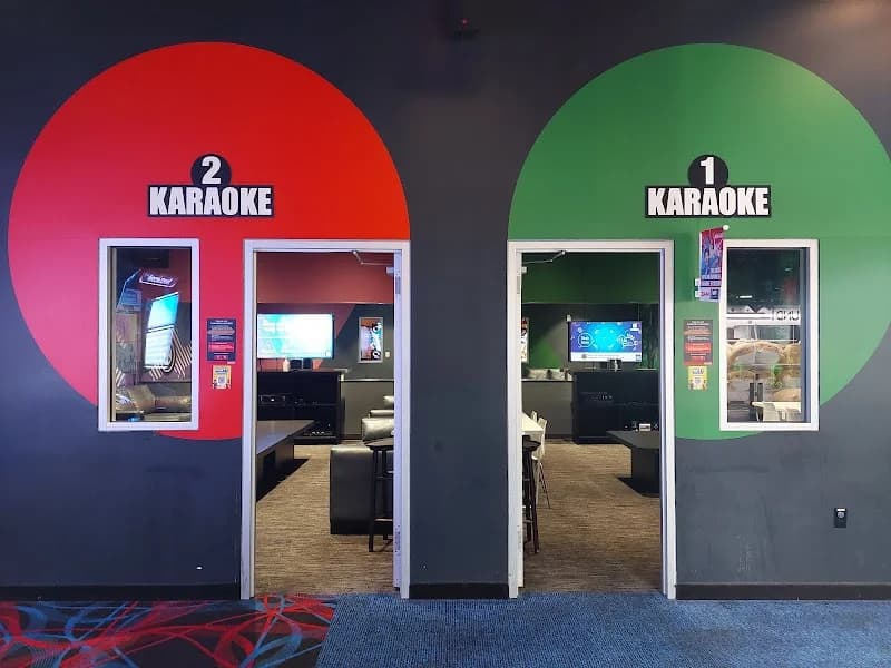 Round1 Bowling & Arcade Grapevine Mills - Image 10