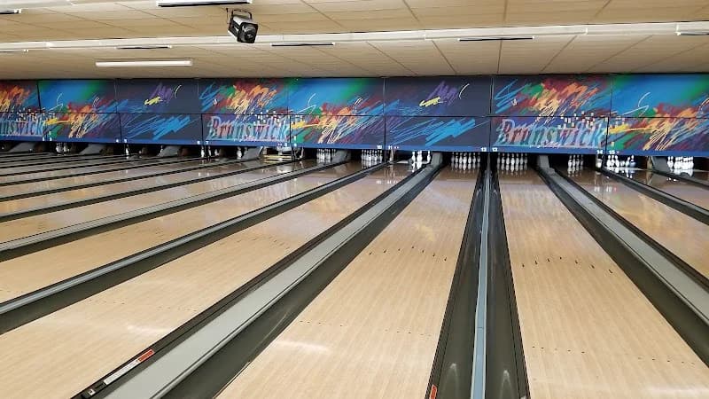 Bowlero Westminster - Image 2