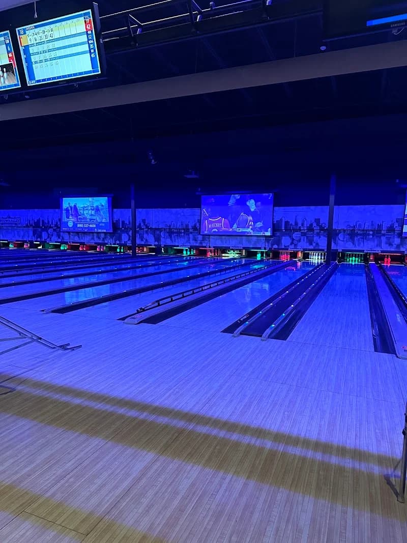 Uptown Alley Surprise - Image 5