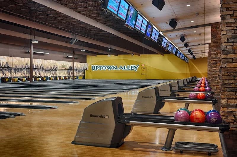 Uptown Alley Surprise - Image 6