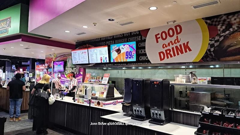 Round1 Bowling & Arcade Southwest Plaza - Image 7