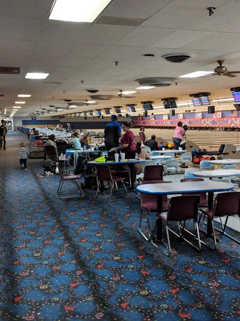 HPL Bowling Center - Image 4