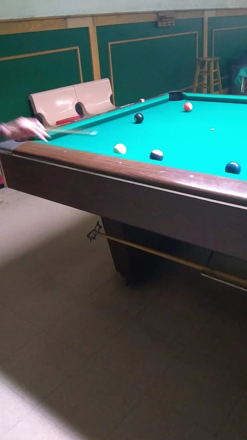 Olindy's Quincy Avenue Lanes - Image 5