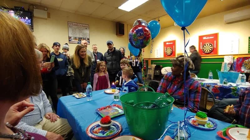 Olindy's Quincy Avenue Lanes - Image 9
