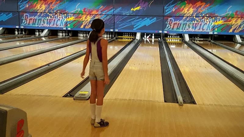 Bowlero Watauga - Image 2