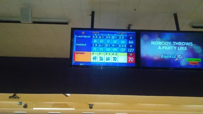 AMF Perry Hall Lanes - Image 4