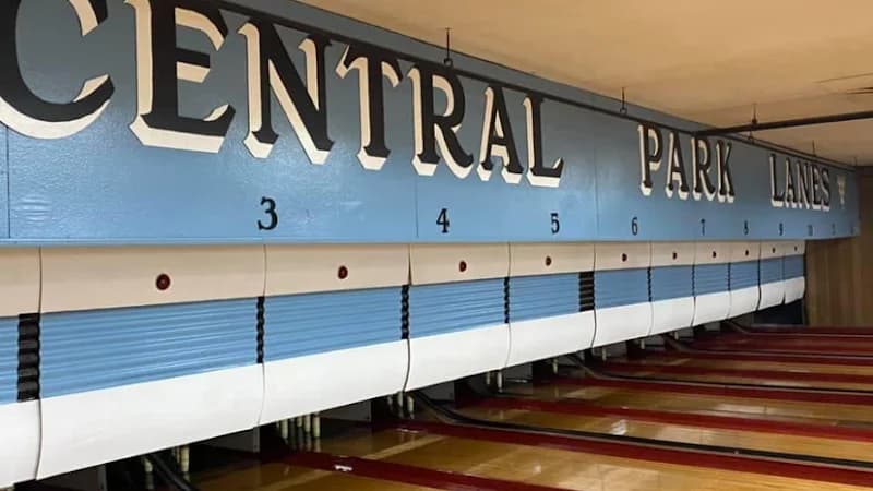 Central Park Lanes - Image 1
