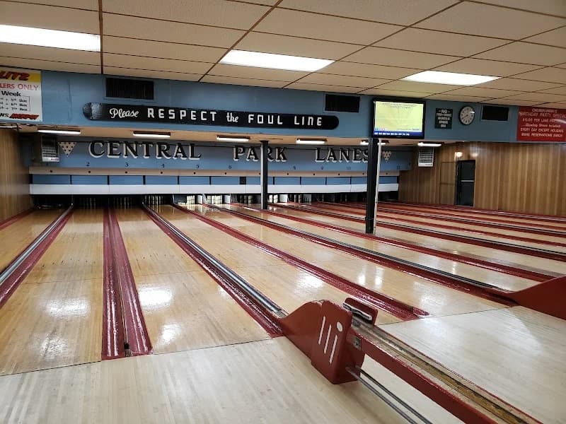 Central Park Lanes - Image 2