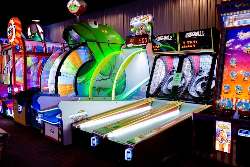 Fourth Dimension Fun Center - Image 6