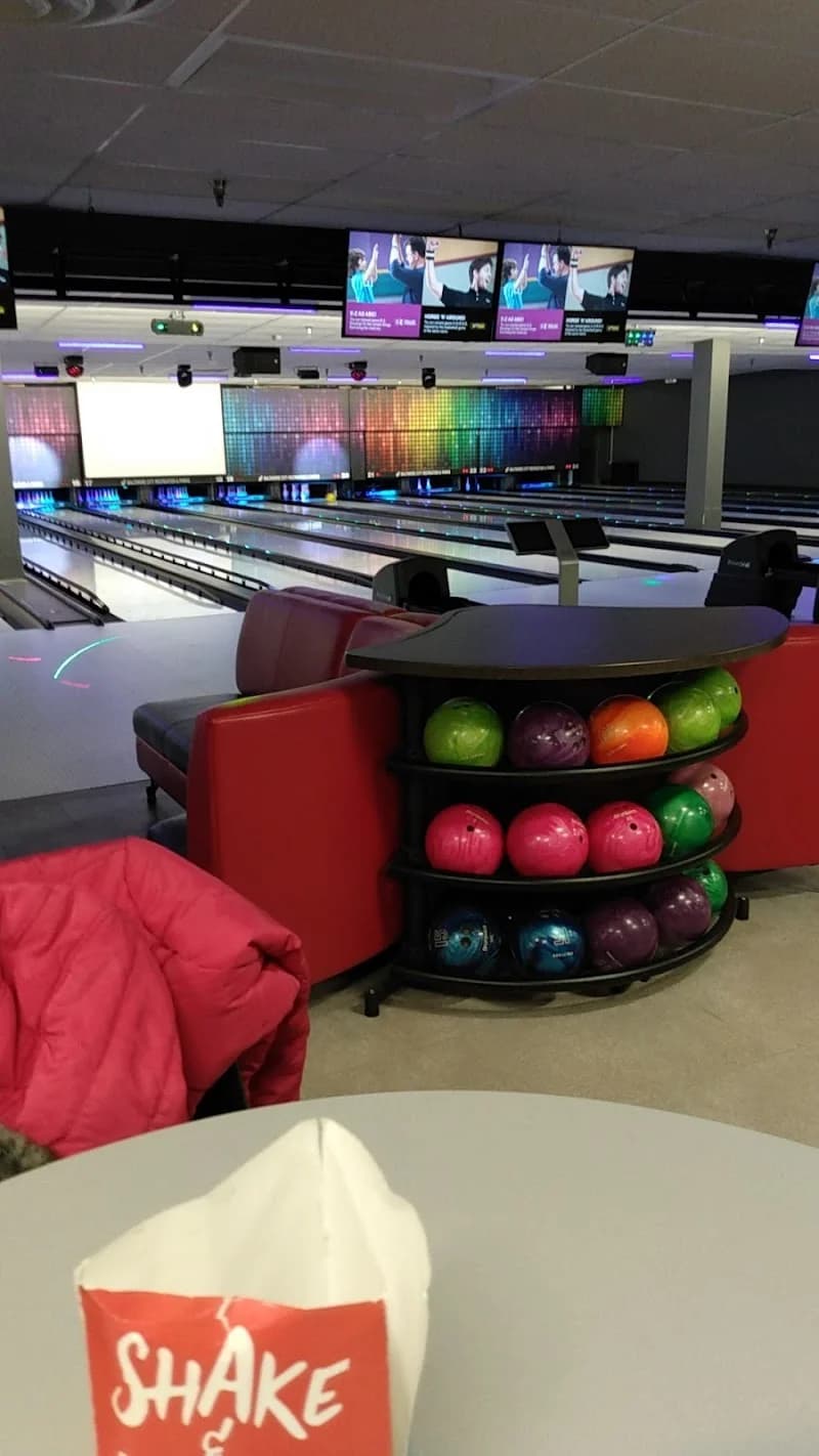 Shake & Bake Family Fun Center - Image 3