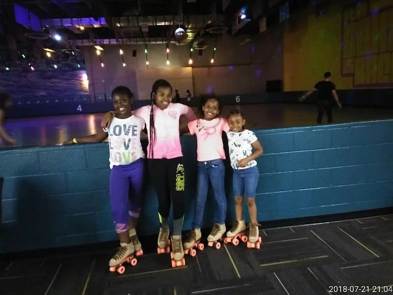 Shake & Bake Family Fun Center - Image 9