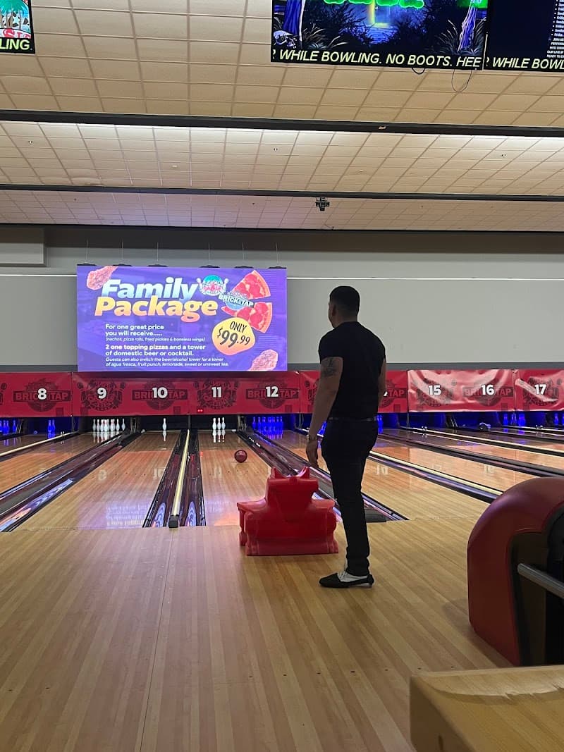 Oasis Lanes - Image 8