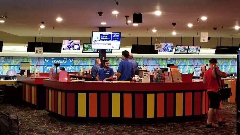 Parkway Bowl - Image 8