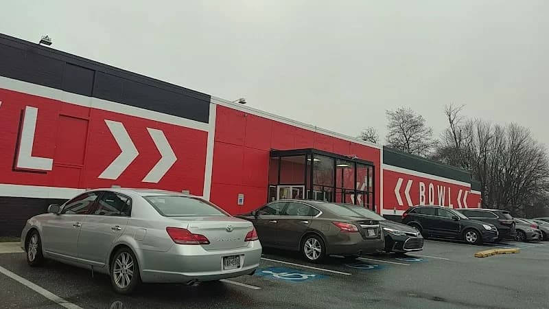 Bowlero Pikesville - Image 4