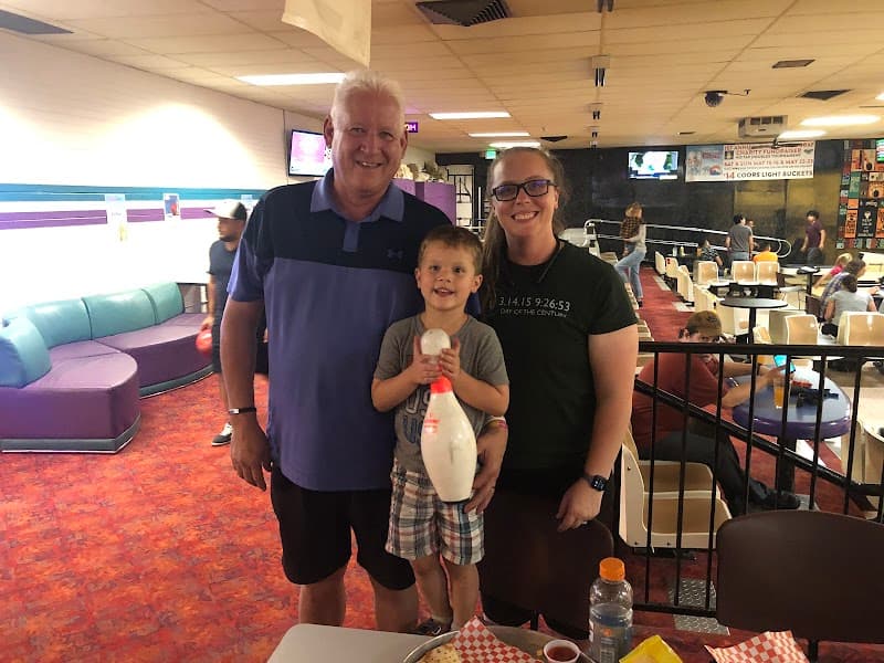 Crown Lanes Bowling Center & Sports Bar - Image 8