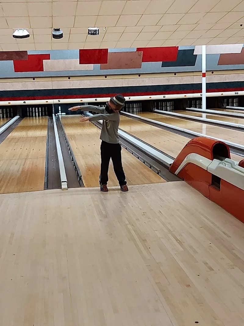 Webster Timber Lanes - Image 3