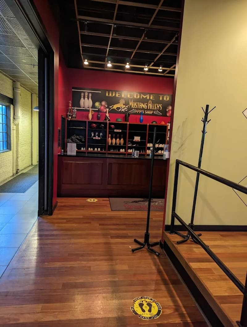 Mustang Alley's - Image 7