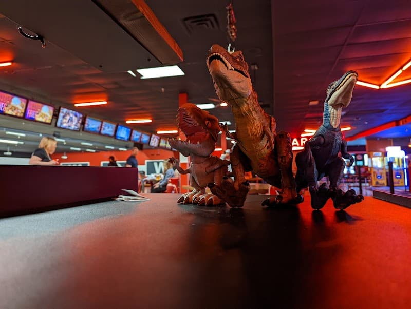 Bowlero Lakewood - Image 2