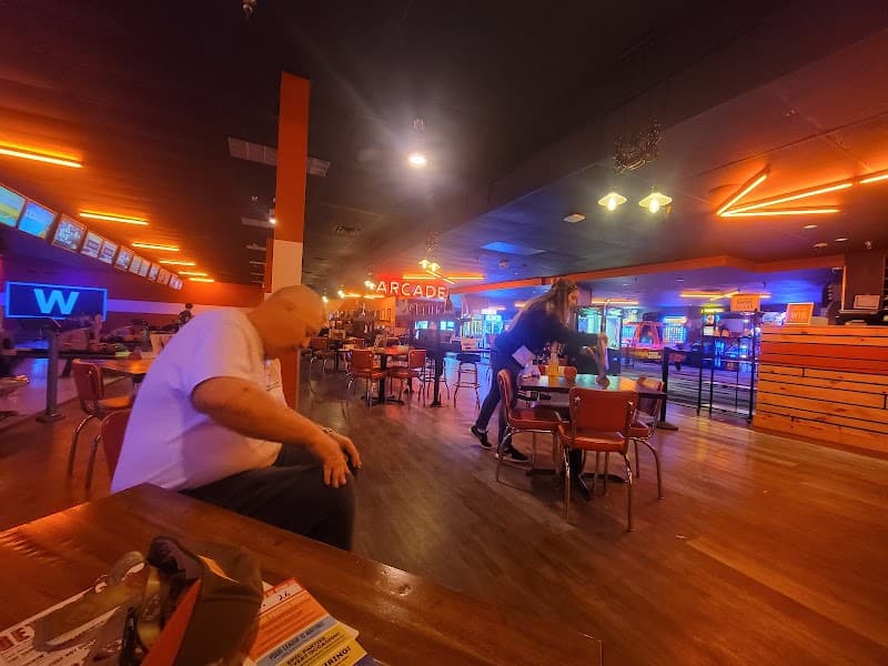 Bowlero Lakewood - Image 3