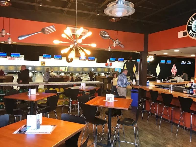 Lucky Strike South Charlotte - Image 3