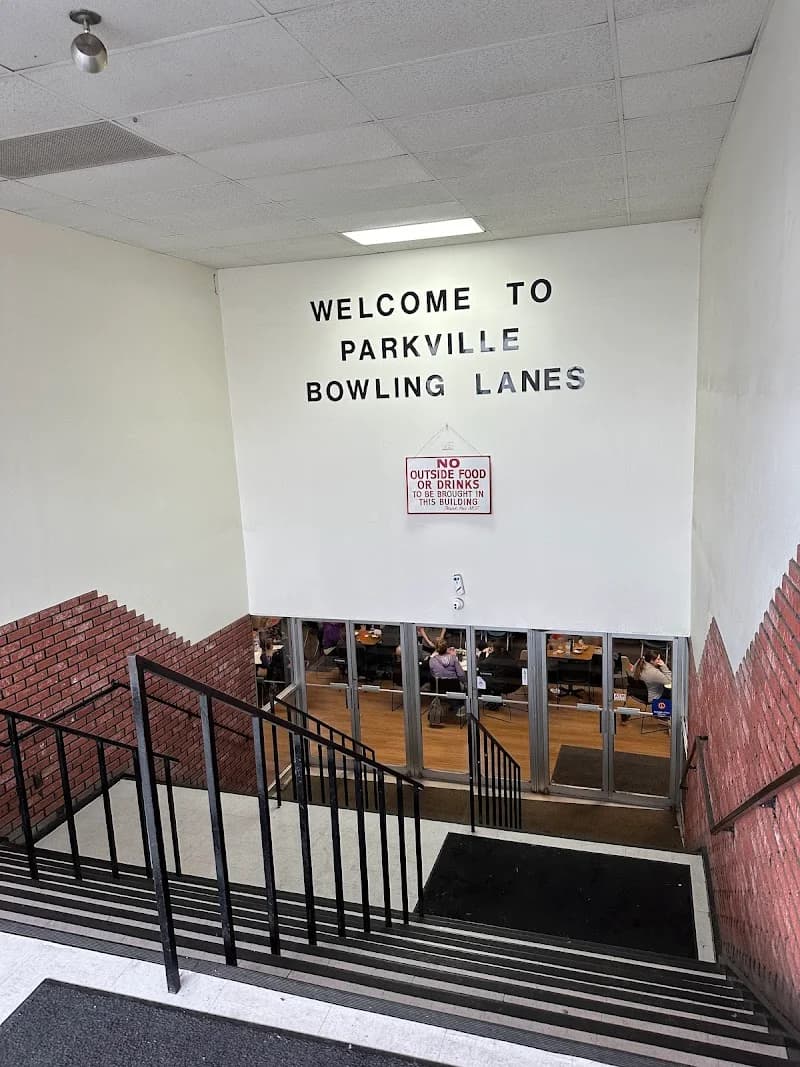 Parkville Bowling Lanes - Image 2