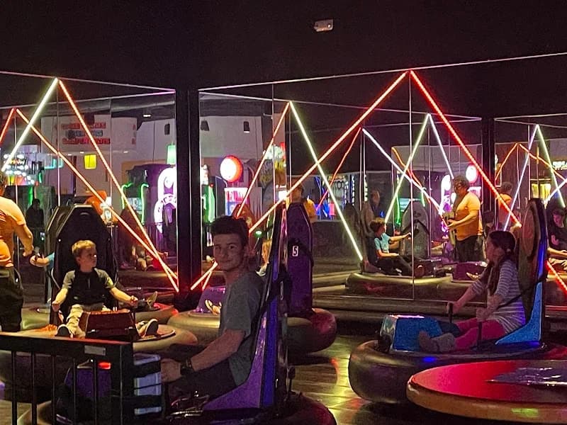 Stars and Strikes - Image 8